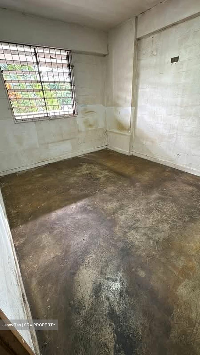 Blk 2 Hougang Avenue 3 (Hougang), HDB 3 Rooms #565680291